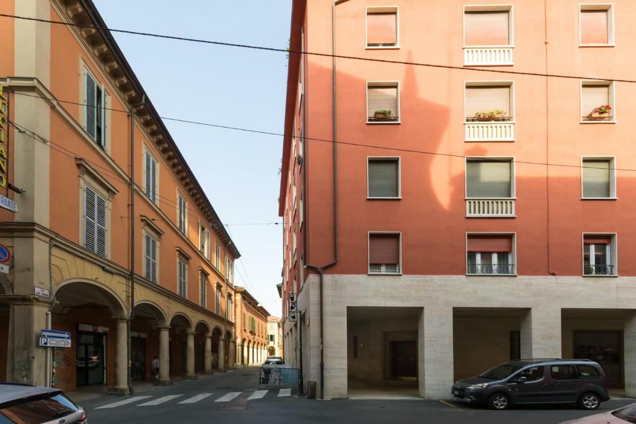 Apartmán Housmart Nazario Sauro 15 Boloňa Exteriér fotografie